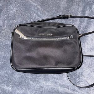 MK CROSSBODY PURSE